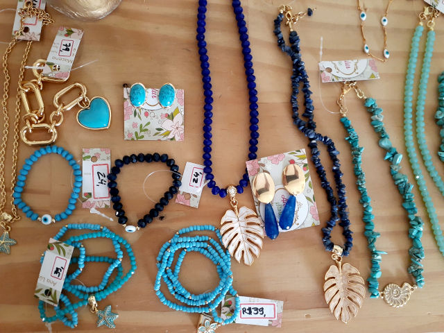Colares Analus Store
